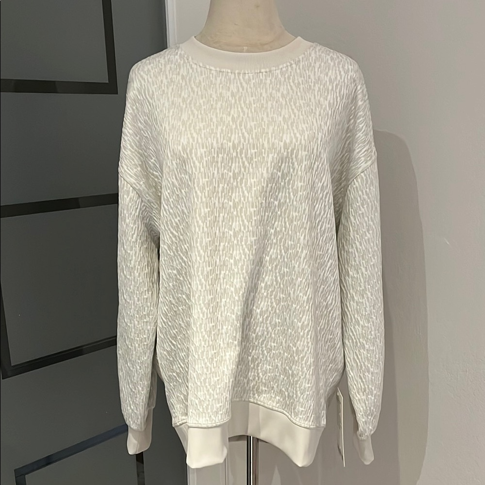 NWT Lululemon Women's Perfectly Oversized Jacquard Crew Bone/White | Size 6